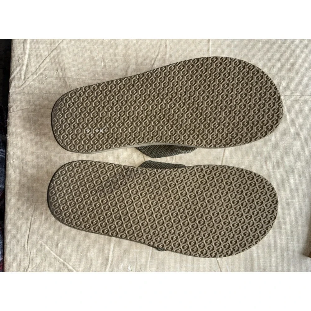 L.L.‎ Bean men's flip-flops 8 Medium Summer Gym Cruise Beach